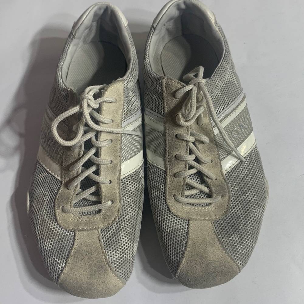 Coach Gym shoes color Gray and white size 6.5M